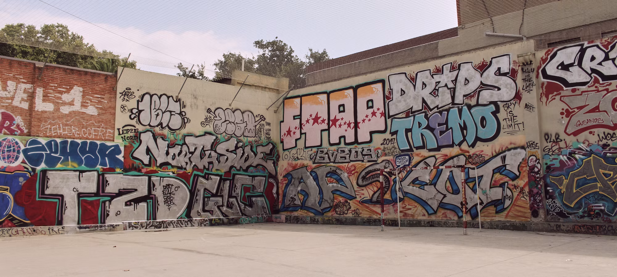thumb32